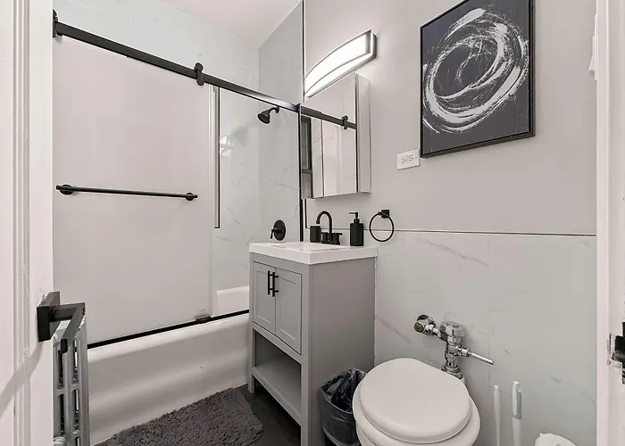 Spacious 4br Retreat - Chase E1 Appartement