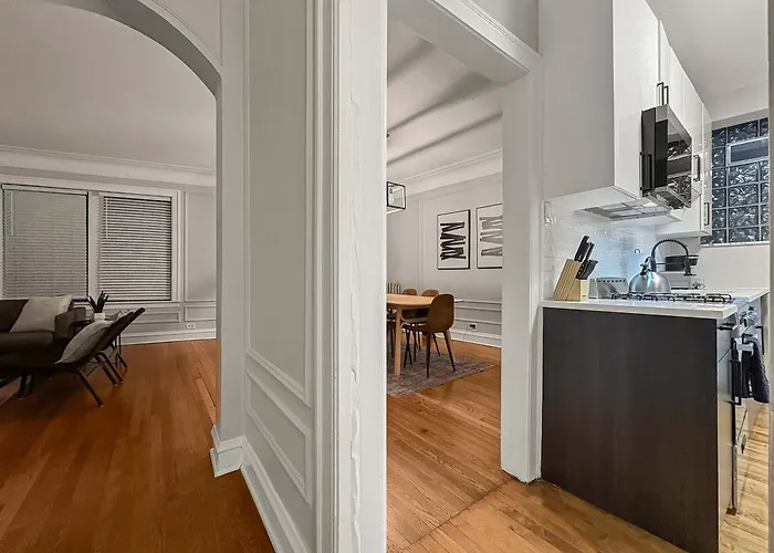 Spacious 4br Retreat - Chase E1 Appartement Chicago
