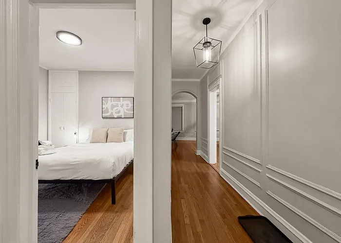 Spacious 4br Retreat - Chase E1 *