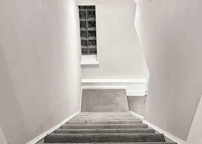 Spacious 4br Retreat - Chase E1 Appartement *